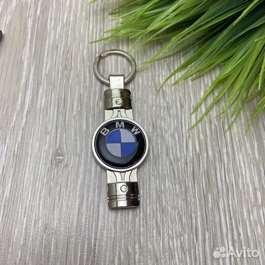 Брелок поршень