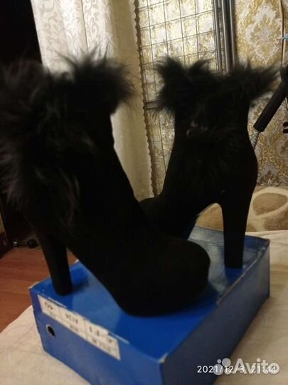 Ботильоны новые