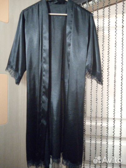 Халат женский атласный