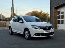 Renault Sandero 1.6 AT, 2018, 125 000 км, с пробегом, цена 1 080 000 руб.