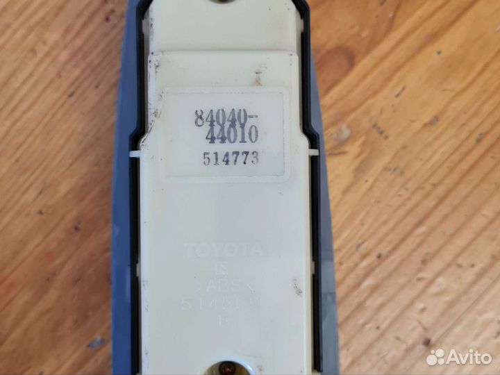 Блок управления стеклоподъемниками Toyota R60