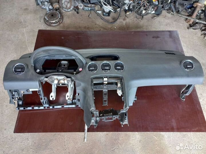 Торпеда с подушкой Пежо 308