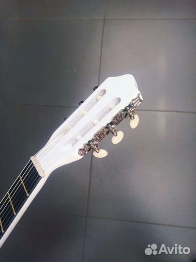 Гитара Belucci BC