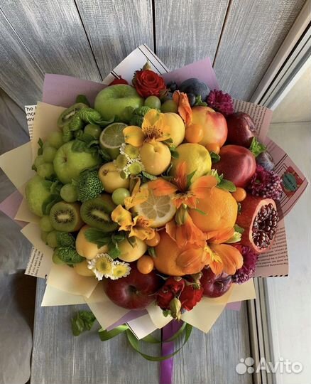 Фрутковый букет корзина