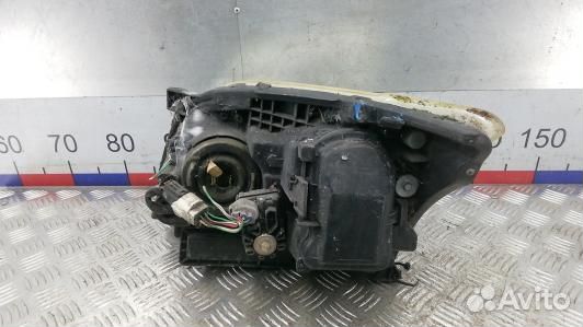 Фара правая toyota avensis T25 (BDN06MU01)