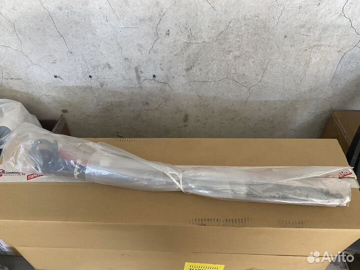 Амортизатор крышки багажника Mazda CX-5