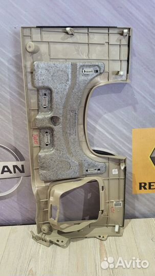 Накладка на торпедо KIA sorento XM Лев