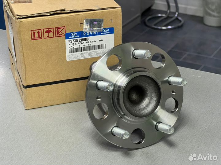 Ступица с подшипником задняя KIA Ceed 2006