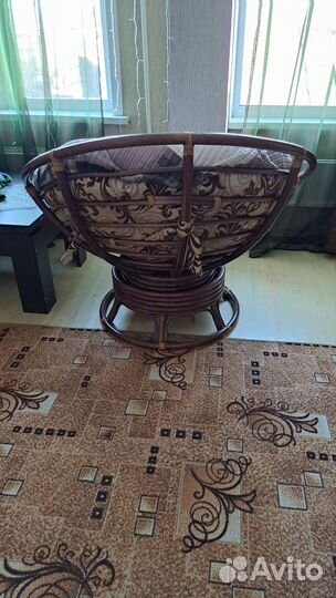 Кресло качалка из натурального ротанга