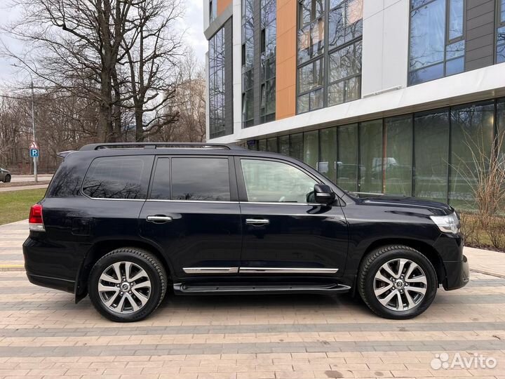 Toyota Land Cruiser 4.6 AT, 2017, 168 000 км