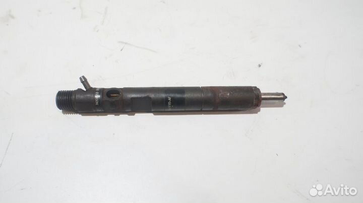 Форсунка топливная б/у для Ford Focus I