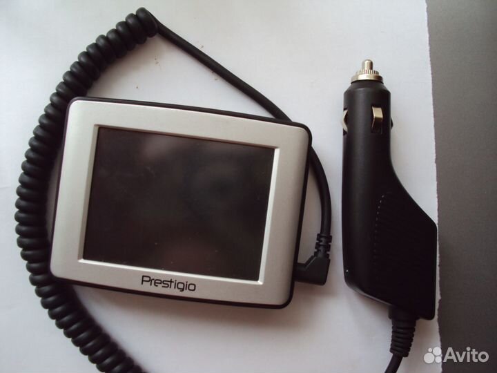 GPS навигатор Prestigio