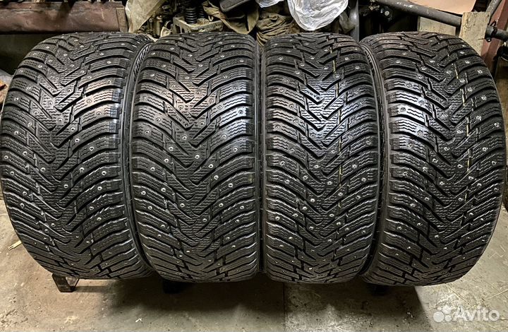 Nokian Tyres Hakkapeliitta 8 225/45 R18 и 255/40 R18