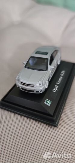 Модель автомобиля Опель Vectra GTS 1:50