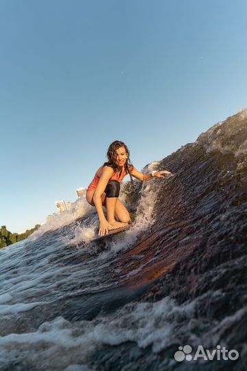 Подарочный сертификат на вейксерф за катером