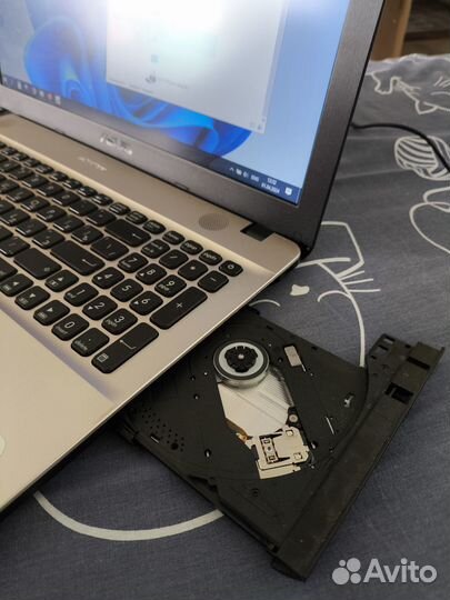 Ноутбук asus x541s