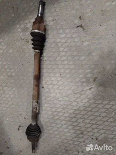 Привод (приводной вал) передний правый Citroen C3