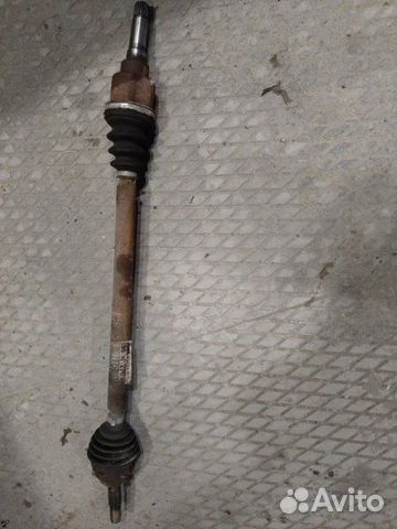 Привод (приводной вал) передний правый Citroen C3