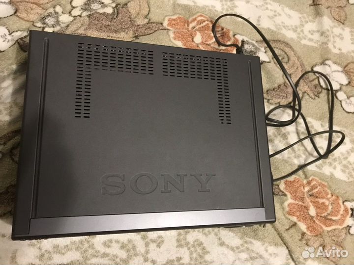 Видеомагнитофон Sony slv-X317