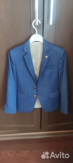 Пиджак для мальчика 140