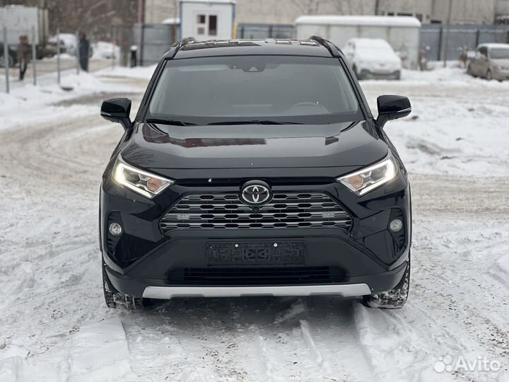 Toyota RAV4 2.5 AT, 2021, 43 200 км