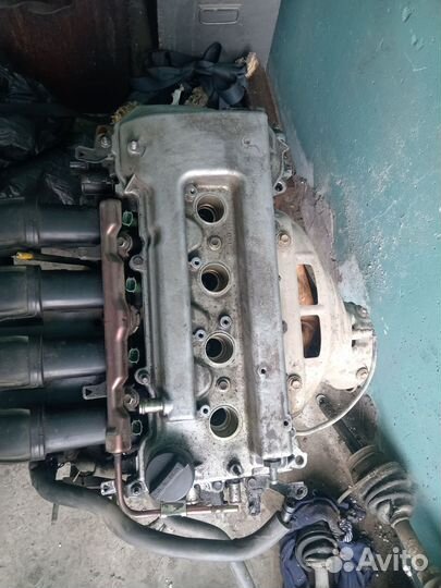 Запчасти на toyota виш