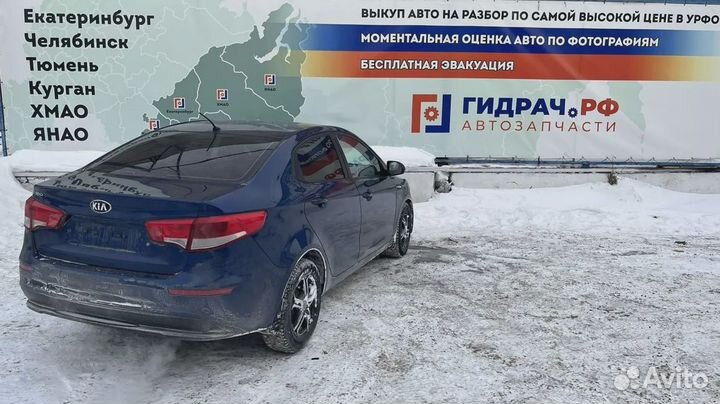 Кронштейн двигателя правый Kia Rio 3 21825-3X000