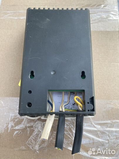 Регулятор температуры Regin б/у