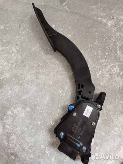 Педаль газа