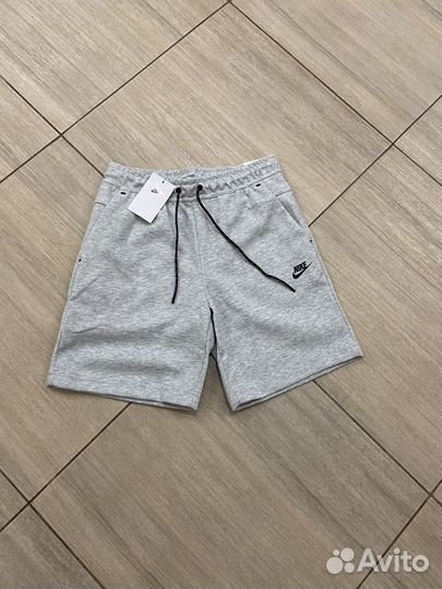 Шорты nike tech fleece