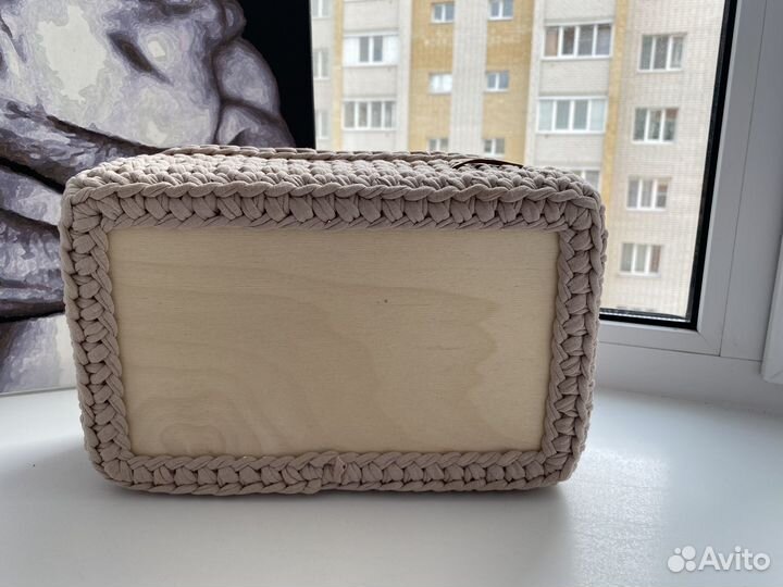 Вязаная корзина