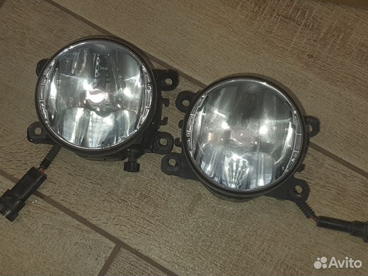 Противотуманные фары LADA Vesta