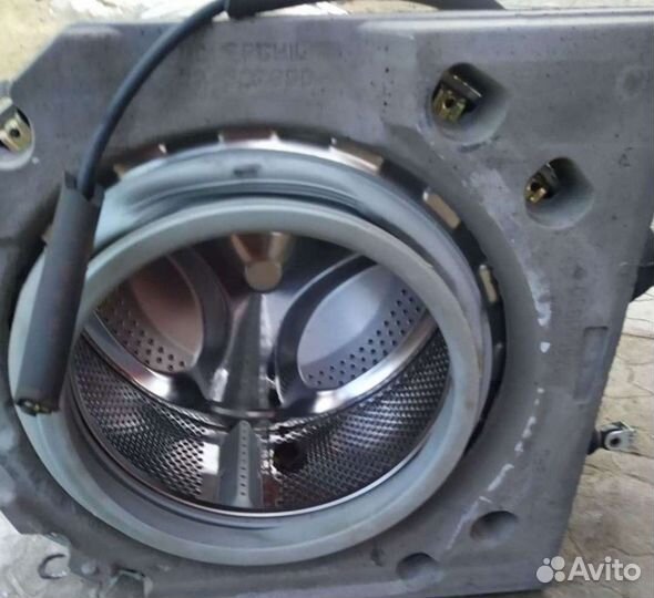 Бак на 5 кг стиральной машины Hotpoint Ariston