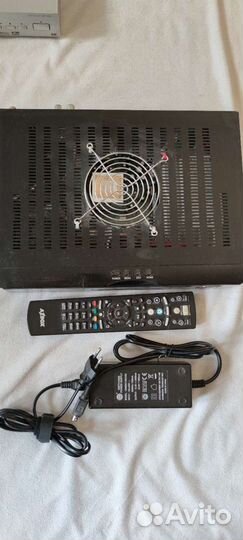 Спутниковый ресивер AzBox Premium HD