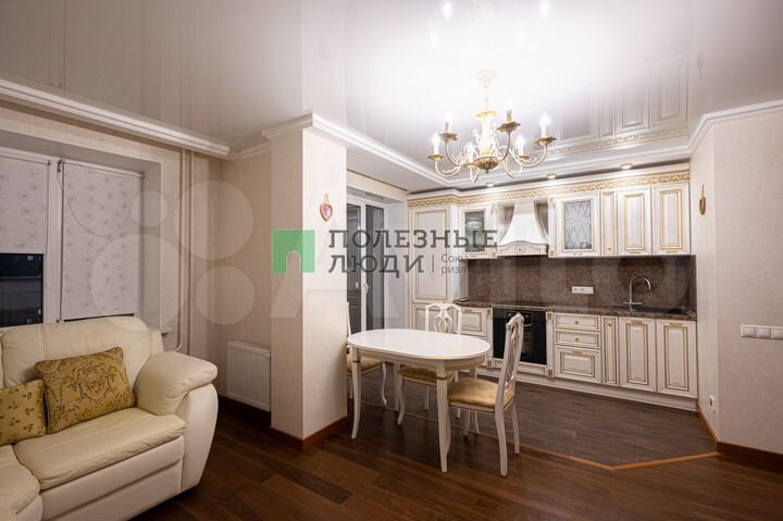 3-к. квартира, 92 м², 13/17 эт.