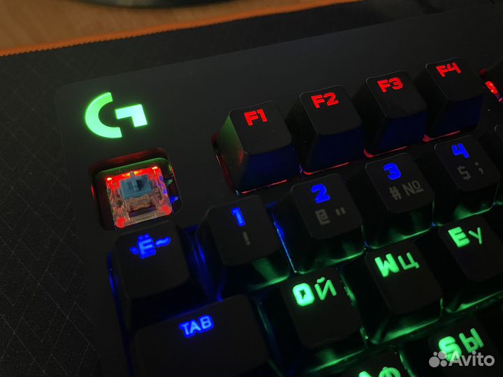 Клавиатура Logitech G Pro