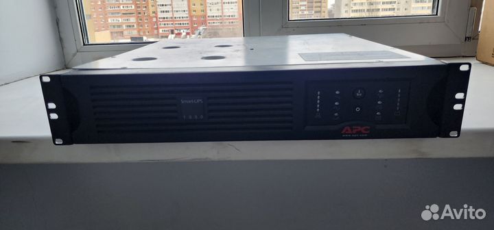 Ибп apc SMART ups 1500
