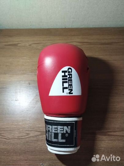 Боксерские перчатки Green Hill Tiger 10.oz