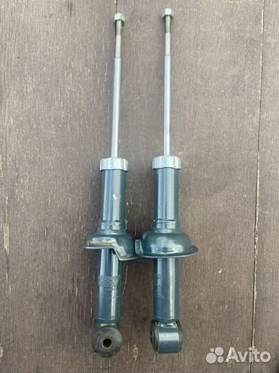 Амортизатор задний Mitsubishi lancer