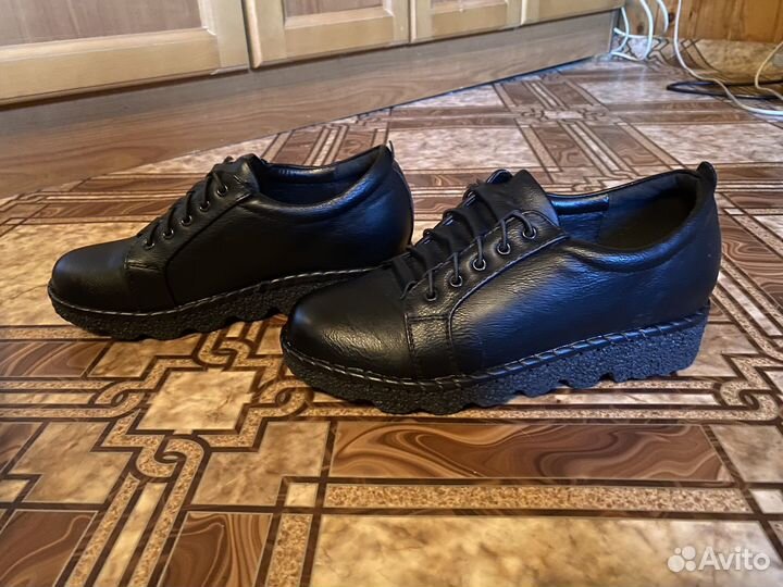 Ботинки женские