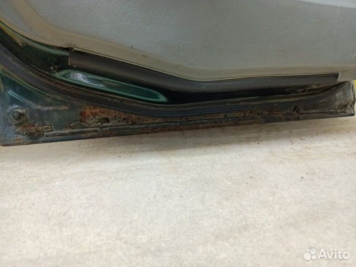 Дверь боковая задняя левая Mitsubishi Galant De