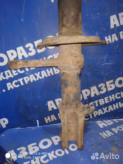 Передняя правая стойка амортизатора Ваз Лада 2109