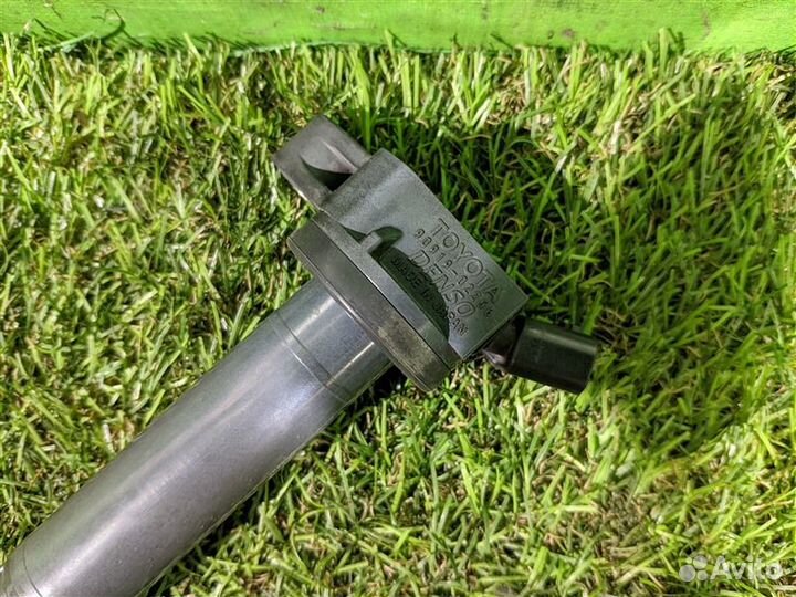 Катушка зажигания Toyota Land Cruiser URJ202