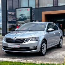 Skoda Octavia 1.8 AMT, 2018, 80 376 км, с пробегом, цена 1 774 200 руб.