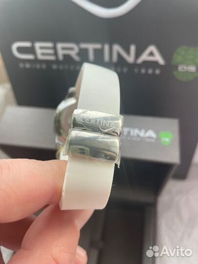 Часы женские certina