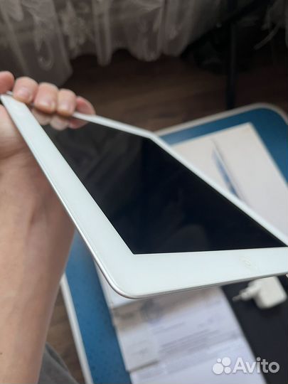 iPad 4 32 wifi + cellular