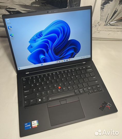 Thinkpad x1 carbon gen 11 (i5-16-512-fullhd)