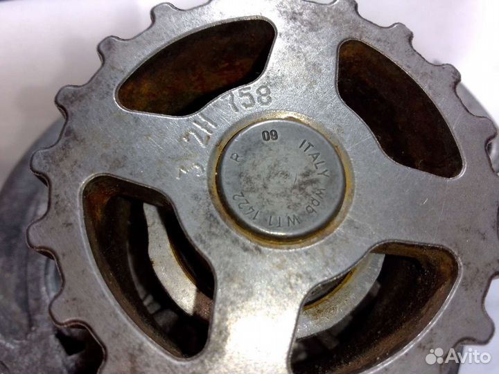 Помпа двигателя Ауди, Фольцваген дизель 2.4,2.5