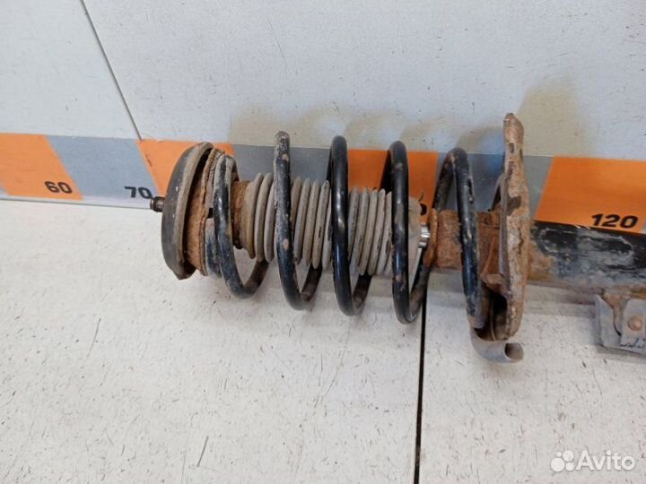 Амортизатор передний правый Peugeot 308 4A EP6