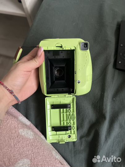 Пленочный фотоаппарат instax mini 9